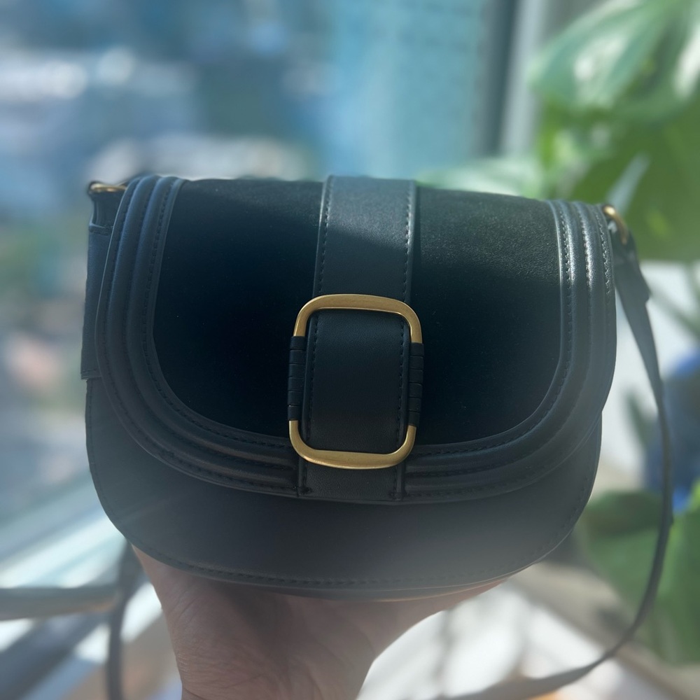 Mango purse.